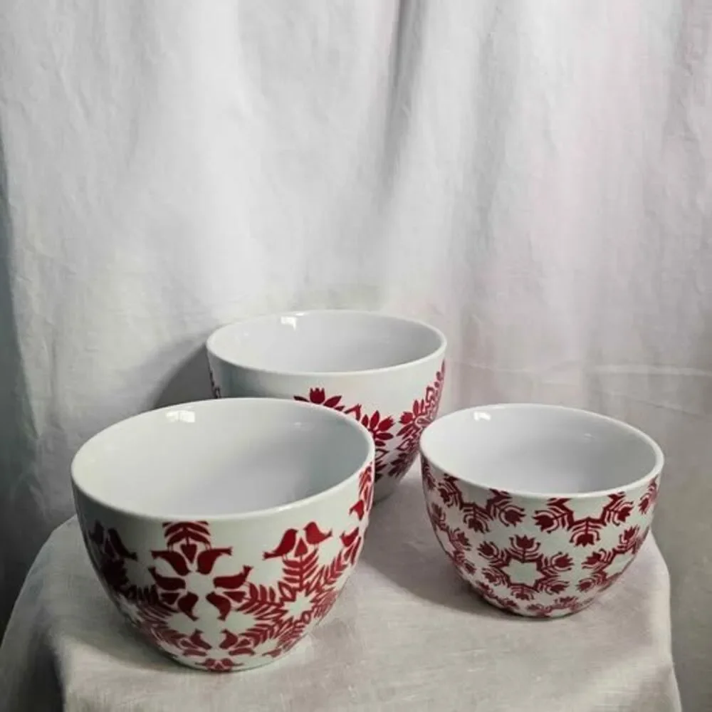 Crate & Barrel 2015 Kate Forrester Nordic Snowflake Bowls Set of 3 Christmas